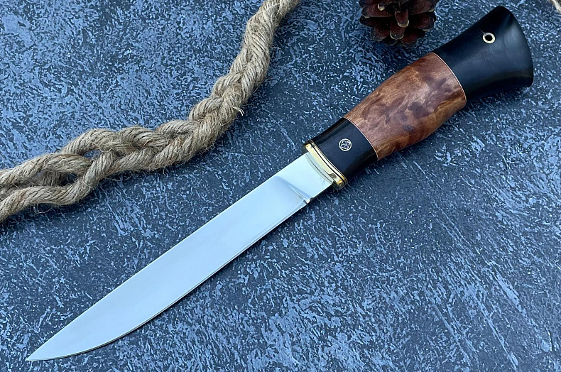 Нож "Батыр" 2: сталь - Bohler М390; рукоять - карельская береза, черный граб
