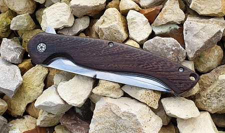 Складной нож "Игла-3": сталь - Bohler М390; рукоять - венге