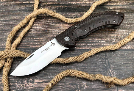 Складной нож "Орел": сталь - 95Х18 (кованая); рукоять - венге (резная)